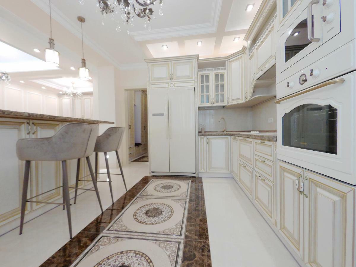 Квартира посуточно в Соломенском районе Киев Экстерьер фото